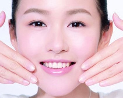 Làm đẹp da mặt bằng diên phu liệu pháp